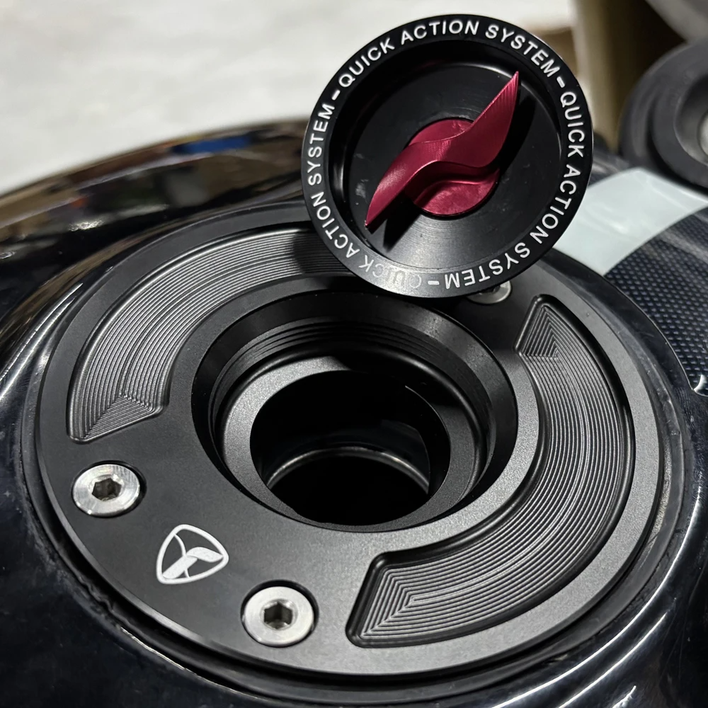 Keyless Fuel Tank Cap for BMW R nineT, F650GS, F800GS, K1600GT & R1200GS
